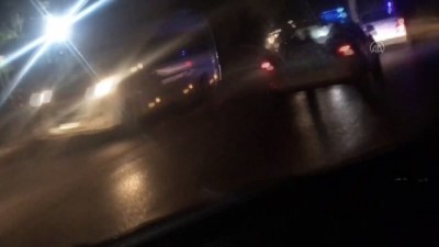 BURSA -  Çalıntı kamyonetle polisten kaçan şüpheli kaza yaptı