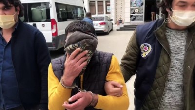 MERSİN - Hakkında kesinleşmiş hapis cezası bulunan hükümlü simit satarken yakalandı