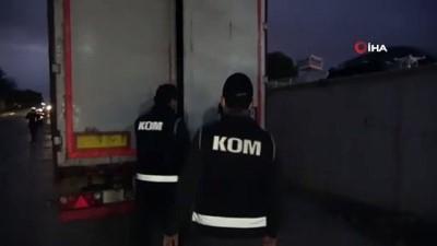 kacak akaryakit -  Gaziantep'te 26 ton kaçak akaryakıt ele geçirildi Videosu