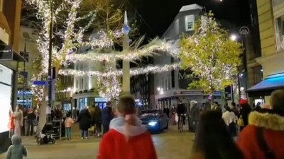 ford - LONDRA - Sokaklar ve caddeler Noel için ışıklandırıldı Videosu
