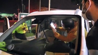 BURSA - Çakarlı araç kullanan ve kendisini polis olarak tanıtan kişi gözaltına alındı