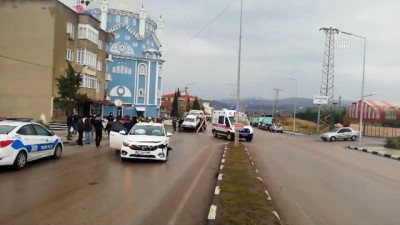 MANİSA - Trafik kazasında 1 kişi ağır yaralandı