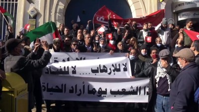 kadin haklari - Tunus Meclis binası önünde, şiddet ve kadın hakları aleyhindeki söylem protesto edildi Videosu