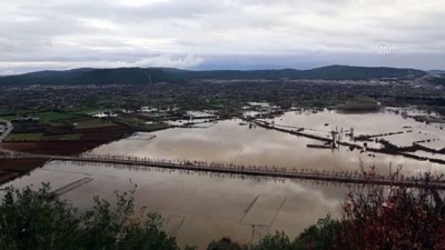 su baskini - MUĞLA - Şiddetli yağışın ardından tarım arazileri sular altında kaldı (2) Videosu