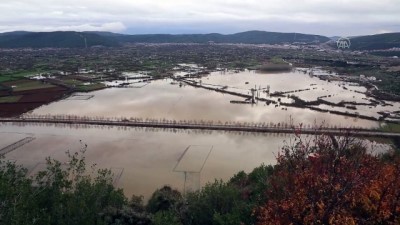 su baskini - MUĞLA - Şiddetli yağışın ardından tarım arazileri sular altında kaldı Videosu
