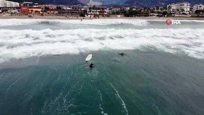 okyanus -  Antalya’da Aralık ayında sörf keyfi Videosu