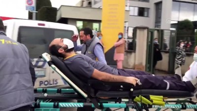 Bursa'da fabrikanın bacasında çıkan yangında iki işçi dumandan etkilendi