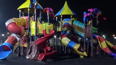 MUŞ - Muş'da cadde ve sokaklarda sessizlik hakim oldu