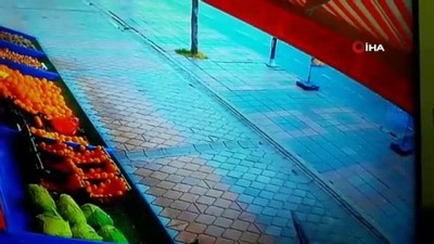  Silahlı çatışma aksiyon filmlerini aratmadı... Yaşanan o anlar güvenlik kamerasında
- Tekirdağ’da silahların ateşlendiği kavga kamerada