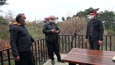 orman bakani -  Türk siyasi tarihinde herkes değişti bu köyün muhtarı değişmedi Videosu
