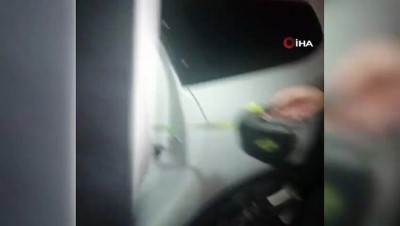 bonzai -  Araçta gizlenen uyuşturucuyu ‘Gece’ buldu Videosu