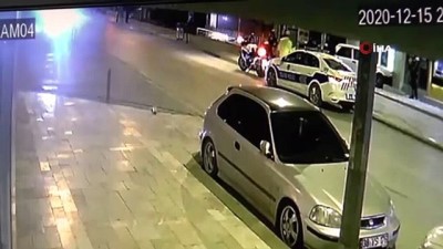 para cezasi -  Polisten kaçarken otomobiliyle bankaya dalmıştı...Yeni görüntüler ortaya çıktı Videosu