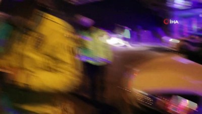 trafik guvenligi -  Polis aracına çarpan şahısların ‘şoför benim’ tartışması Videosu