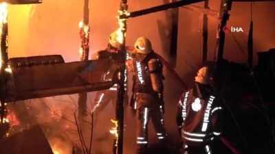 gecekondu -  Mutfak tüpü patladı, gecekondu alev alev yandı Videosu