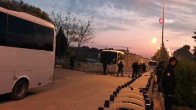 cevik kuvvet -  Adana'daki rüşvet soruşturmasında şüpheliler adliyeye getirildi Videosu
