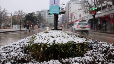 yagmurlu -  Elazığ güne karla uyandı Videosu