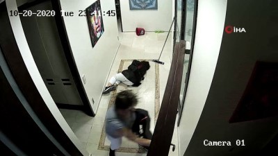  Diş asistanı kadından meslektaşına öldüresiye dayak kamerada