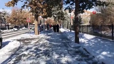 karayollari -  Bayburt beyaz gelinliğini giydi Videosu