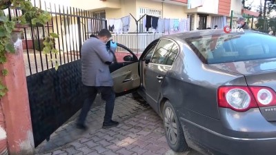 gezin -  Önü kesilen sürücü paniğe kapılıp duvara çarptı: 1 yaralı Videosu