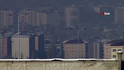  Erzurum’da hava kirliliği siyah bulutlar oluşturdu