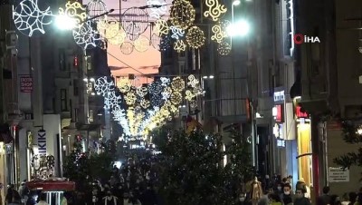 kalaba -  Taksim’de dikkat çeken yoğunluk Videosu