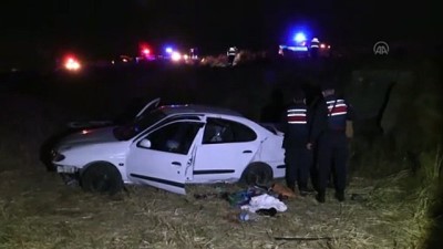 mevsimlik isci - AKSARAY - Otomobil şarampole devrildi: 1 ölü 4 yaralı Videosu