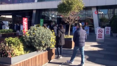 yilbasi -  Alışveriş merkezi önünde yılbaşı kuyruğu havadan görüntülendi Videosu