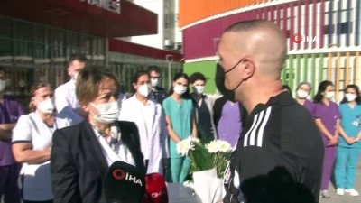 yat kurtarma - Beşiktaşlı Erdal Erdem, sağlıkçılar için koştu Videosu