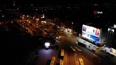  4 günlük yılbaşı kısıtlamasında Kadıköy meydan boş kaldı