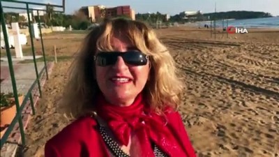 ses sanatcisi -  Pandemiden dolayı sahne alamayan sanatçı, denize karşı kendi konserini verdi Videosu