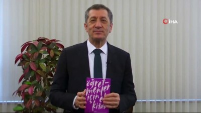 ermeni -  Eğitimde ve öğrenci başarısında en etkili yöntem olan “geri bildirim” için özel el kitabı hazırlandı Videosu