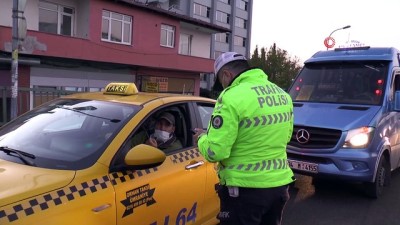 toplu tasima -  - Polisten trafikte toplu taşıma araçlarında korona virüs denetimi Videosu