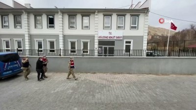  Bitlis'te 53 düzensiz göçmen ve bir organizatör yakalandı