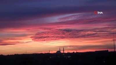gokyuzu -  İstanbul’da gün batımı kartpostallık görüntü oluşturdu  Videosu