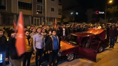 yalniz degilsin -  Uşak’taki vatandaşlar kahraman Mehmetçik için toplandı Videosu