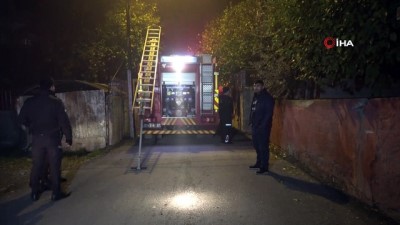evde tek basina -  Adana’da 2 katlı ahşap ev yangında kül oldu  Videosu