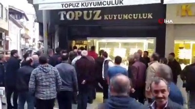  İş yeri sahibi, kurusıkı tabancayla soyguna gelen şahsı etkisiz hale getirdi