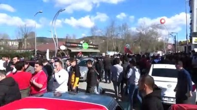  Bartın’da İdlib şehitleri için konvoy düzenlendi