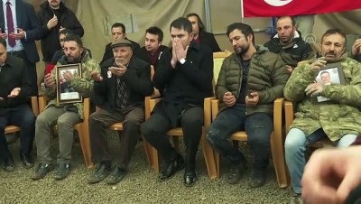 hava saldirisi - Cumhurbaşkanı Yardımcısı Oktay'dan İdlib şehidi Hasan Hüseyin Özdemir'in babasına taziye telefonu - YOZGAT Videosu