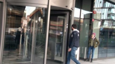 kirkoy -  İstanbul Emniyeti, Sputnik News ofisinde arama başlattı Videosu