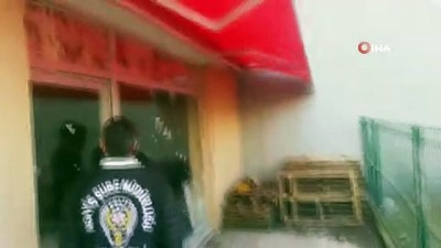 oto lastigi -  Fabrikadan 130 bin TL’lik oto lastiği çalan 3 hırsız yakalandı Videosu