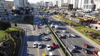  Anadolu Yakasında trafik yoğunluğu havadan görüntülendi