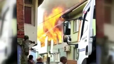 tahkikat -  İki katlı ahşap ev alevlere teslim oldu Videosu