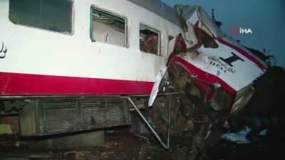 demiryollari -  - Mısır'da iki yolcu treni çarpıştı: 13 yaralı Videosu