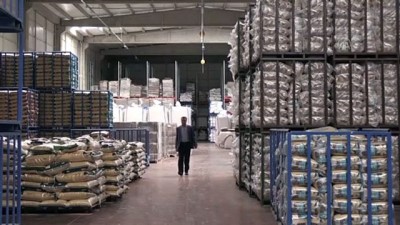 bulgur fabrikasi - Sanayicilerden 'Gıda stoklarımız yeterli, fiyatlarımızı yükseltmedik' açıklaması - MARDİN Videosu