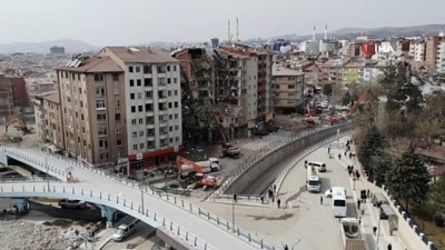 Deprem sonrası bin 400 yapı yıkıldı, çalışmalar sürüyor