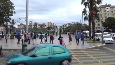  Aydın’da cadde ve sokaklar boş kaldı