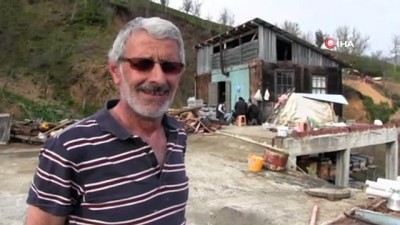 kiyam -  Baba yadigarı evi yıkmaya kıyamadı, vinçle taşıyıp bal evinin üzerine yerleştirdi Videosu