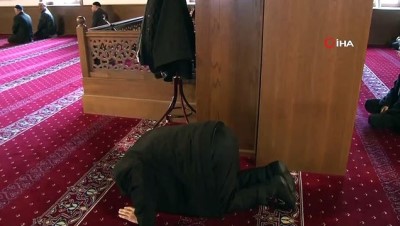 bulduk -  Elazığ'da camiye gelenler,'Bir süre cemaatten mahrum kalacağız ama ülkemiz milletimiz için hayırlı olacaktır' Videosu