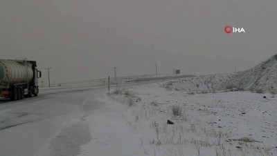  Erzincan’ın yüksek kesimleriyle Bayburt’ta kar yağışı
